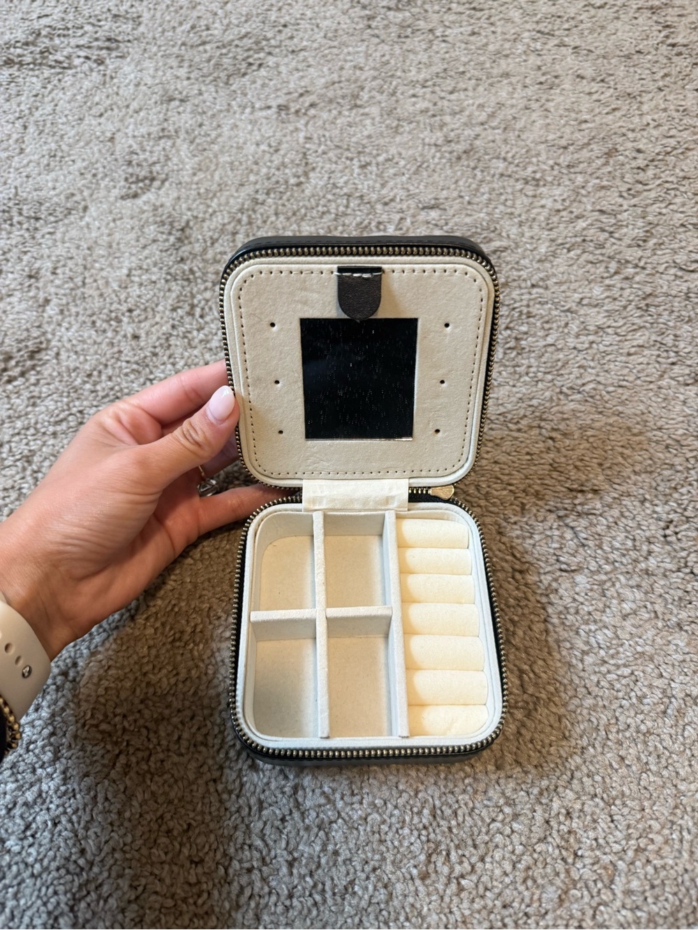 Travel size Jewelry case